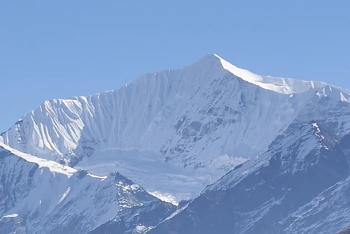 Langtang valley trek itinerary guide