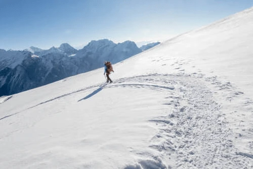 Larke-la-pass-during-manaslu-circuit