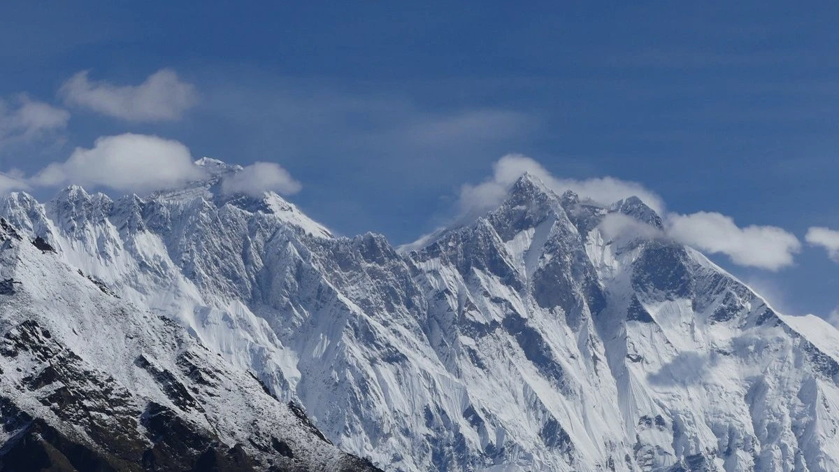 Everest-base-camp-trek-december