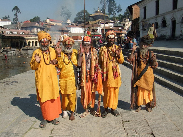 Pashupatinath-Temple-sadhus