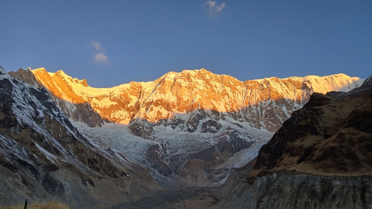 Trekking-to-Annapurna-Base-Camp