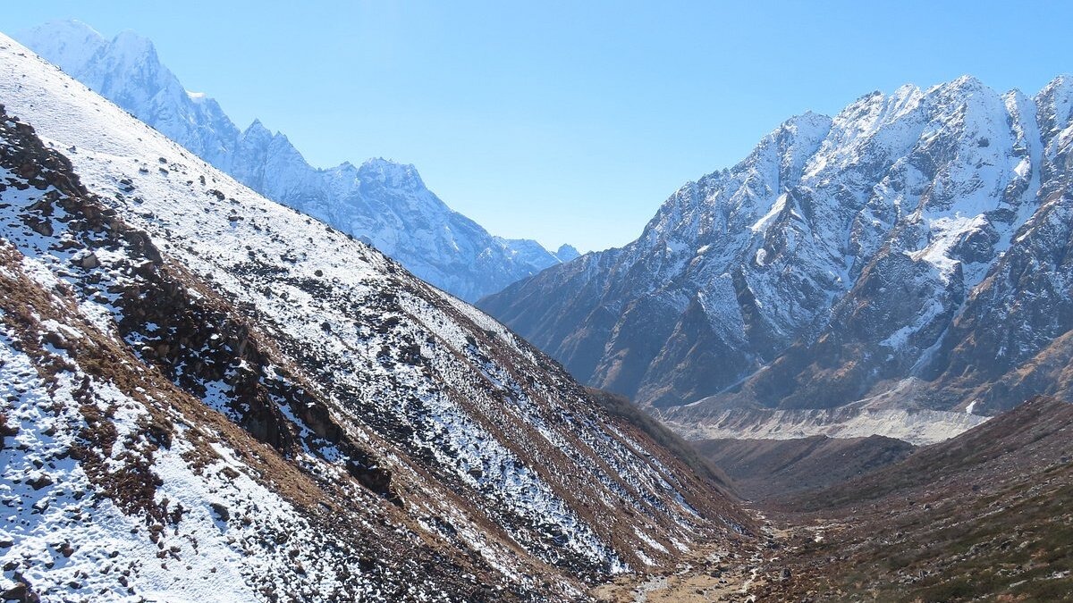 manaslu-circuit-trek-cost