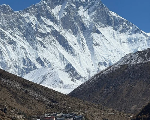 Shomare Village Along With Mount Everest