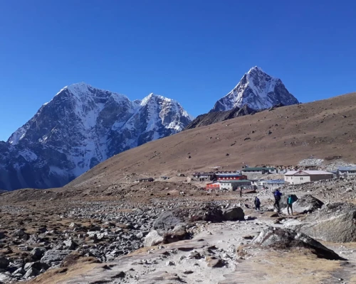 Short Everest Trek